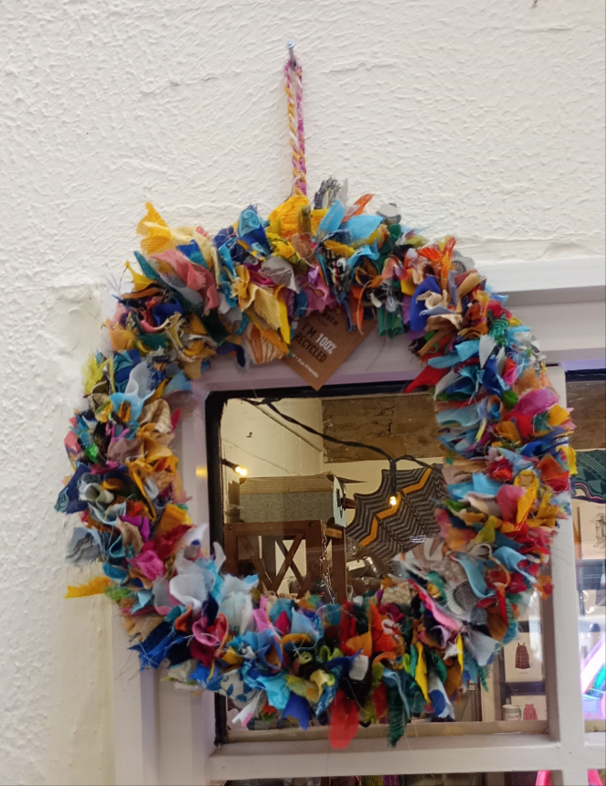Recycled Sari Wreath - Multicoloured small