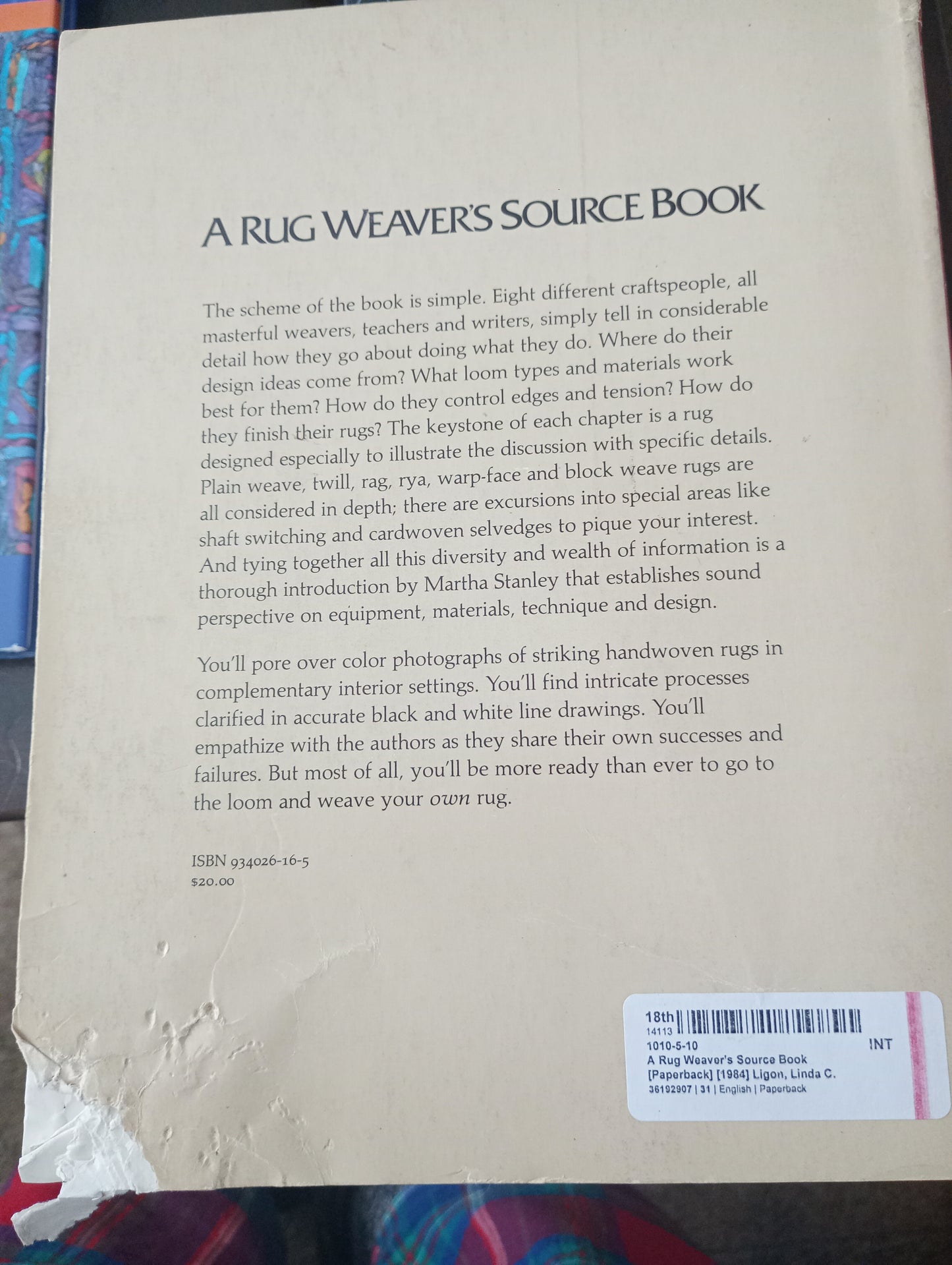 A Rug Weaver's Source Book Linda Ligon Interweave Press damaged