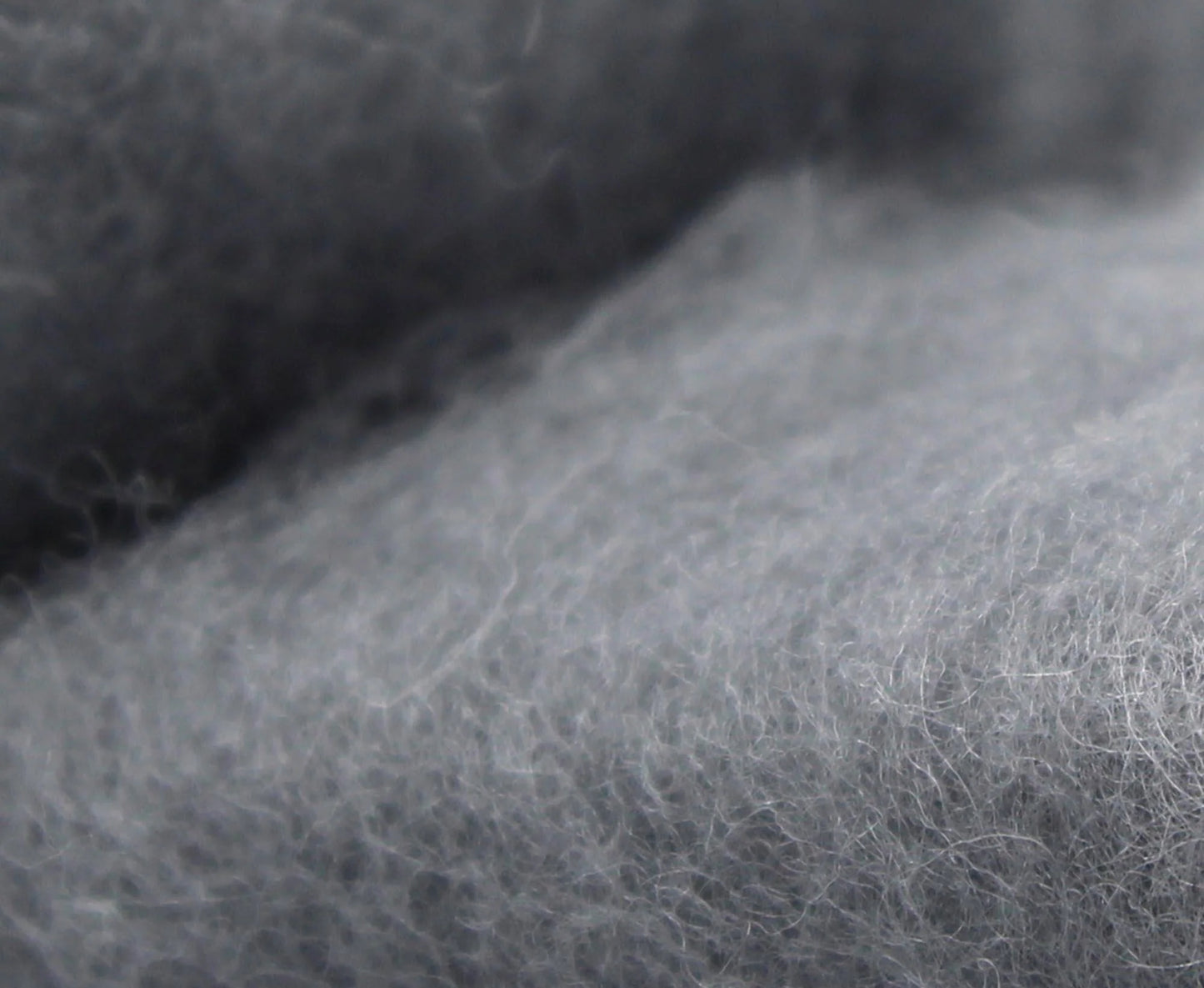 Carded Batt Perendale Wool 200g Granite