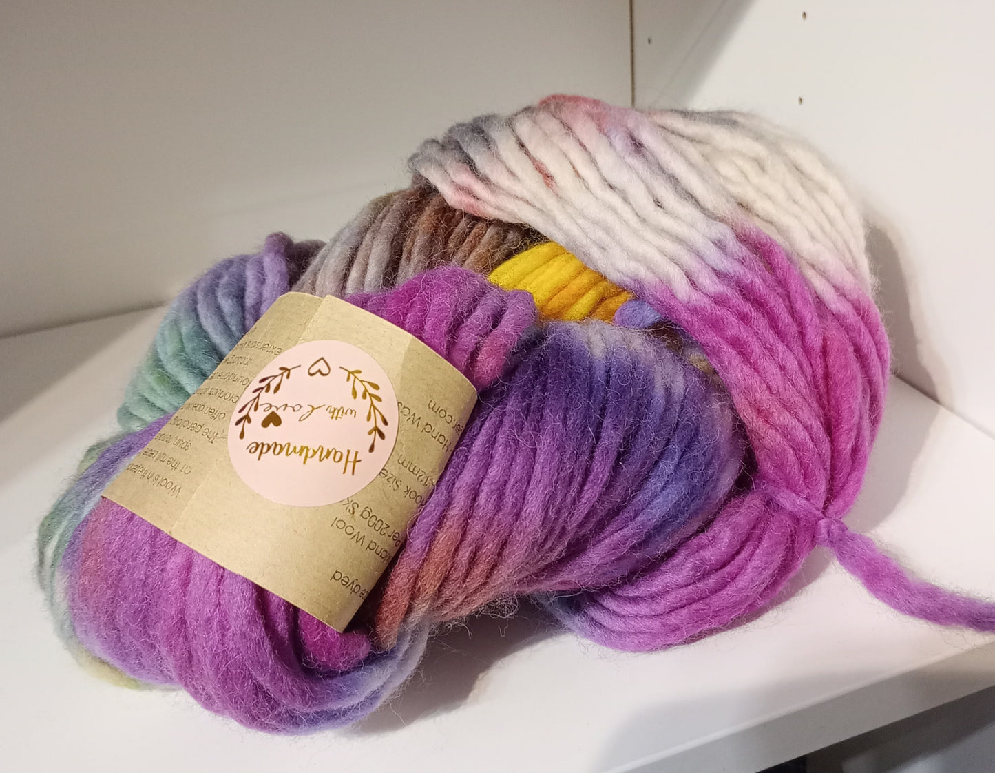 Hand dyed chunky yarn pencil roving Falkland wool 200g R7