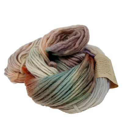 Hand dyed chunky yarn pencil roving Falkland wool 200g