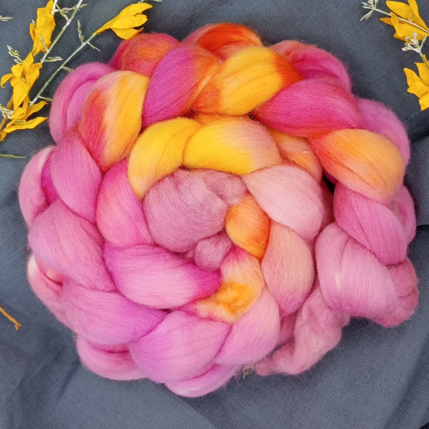 African Daisy Hand Dyed Merino Wool Top 100g