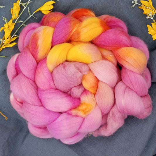 African Daisy Hand Dyed Merino Wool Top 100g