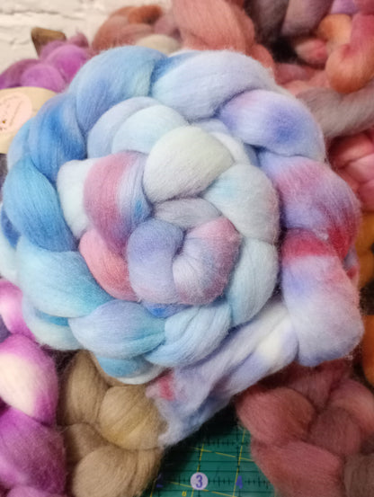 Bluebell Wood Hand Dyed Merino Wool Top 100g BW01