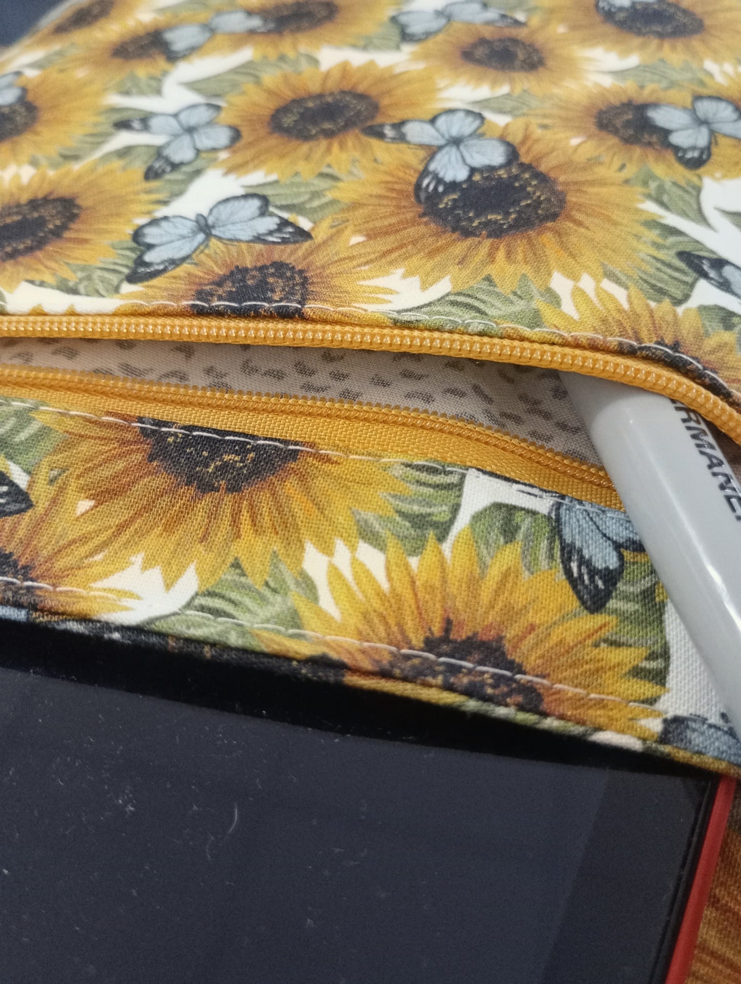 Book Pouch Large (Copy)