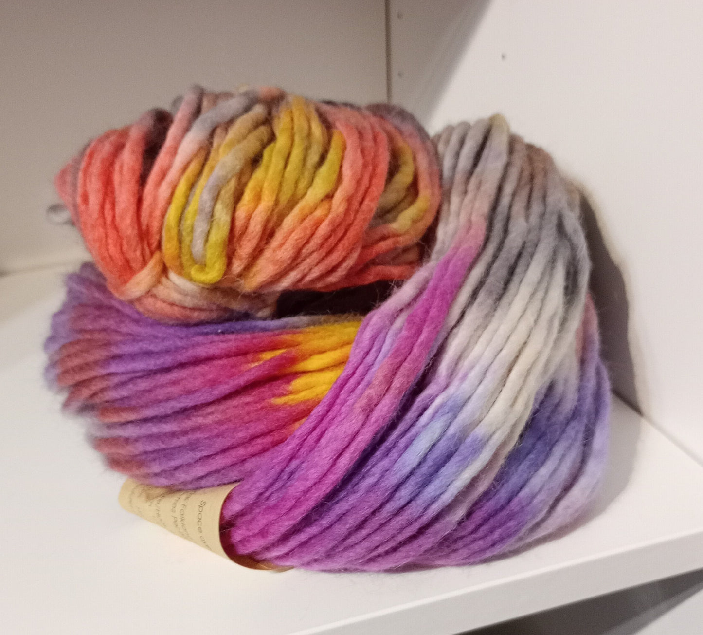Hand dyed chunky yarn pencil roving Falkland wool 200g R7