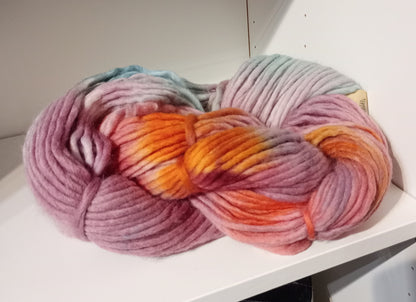 Hand dyed chunky yarn pencil roving Falkland wool 200g
