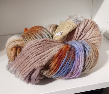 Hand dyed chunky yarn pencil roving Falkland wool 200g