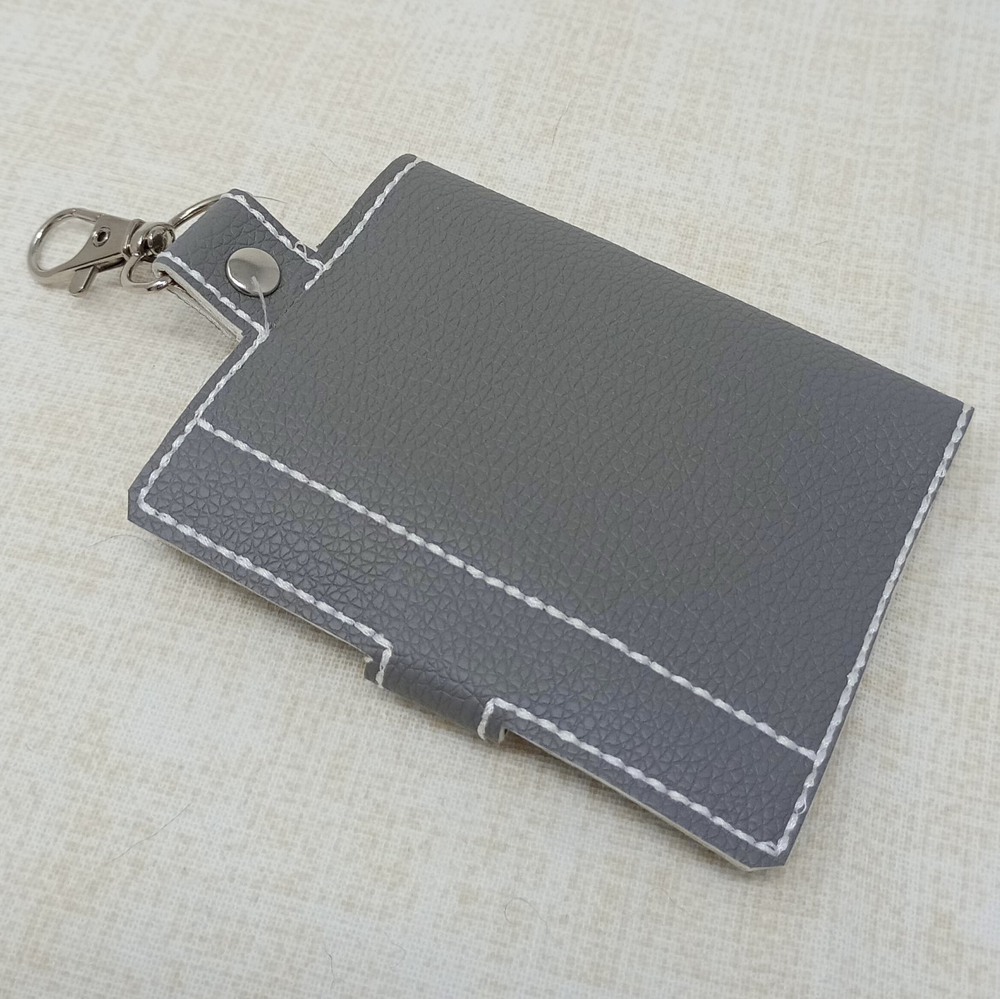 Card Wallet Initial B Appliqués