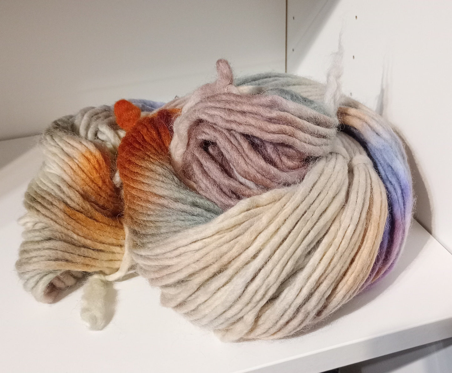 Hand dyed chunky yarn pencil roving Falkland wool 200g