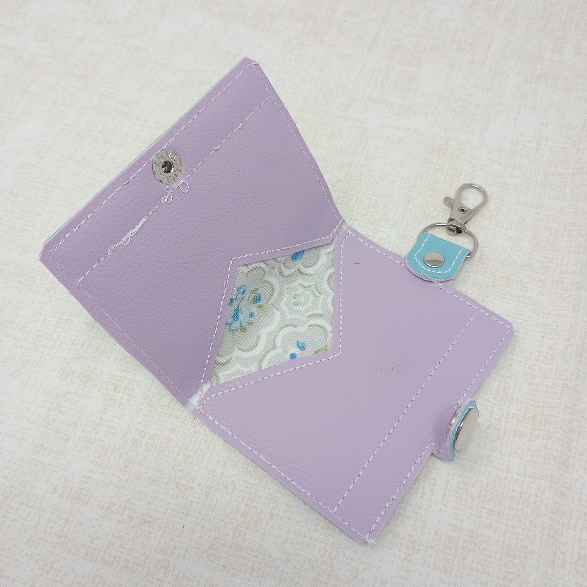 Card Wallet Initial M Appliqués