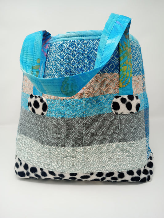 Handwoven tote